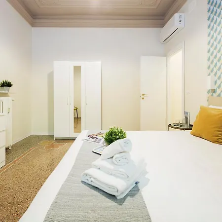 Casaviva - Modern Family Flat In Foce شقة